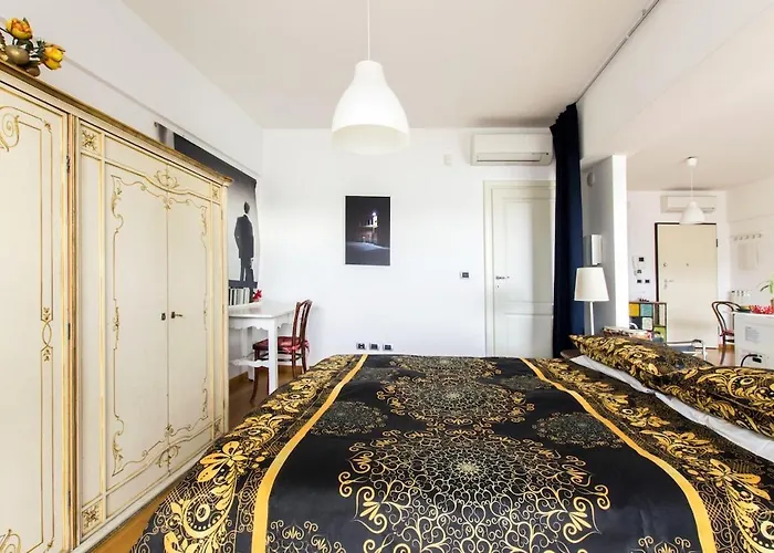 Art Loft Penthouse Near Trastevere Apartamento